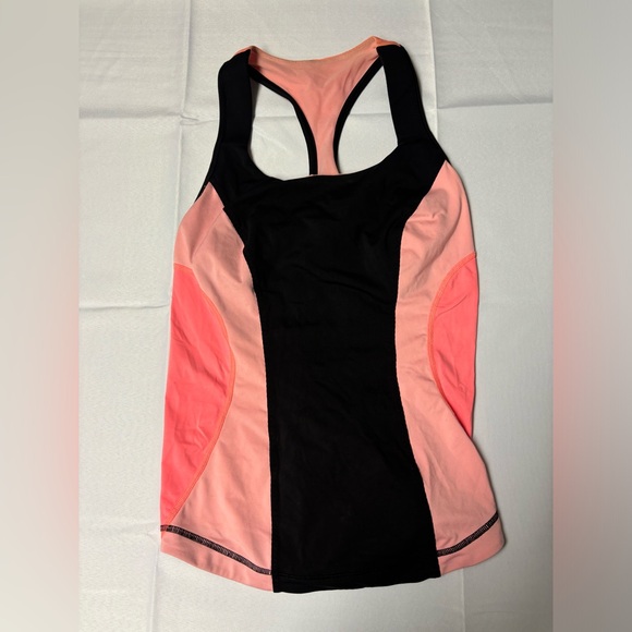 LULULEMON TANK (4) 🔥 - Picture 1 of 2